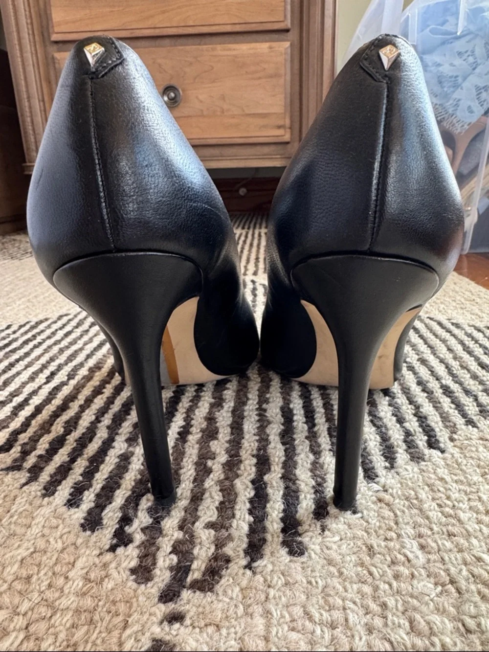 Sam Edelman Black Leather Pointed Toe Heels - Picture 4 of 5